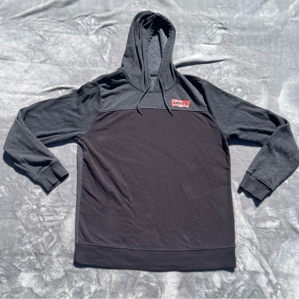 Levi’s Hoodie Sweatshirt Men’s Large Black Gray Soft Hood Logo